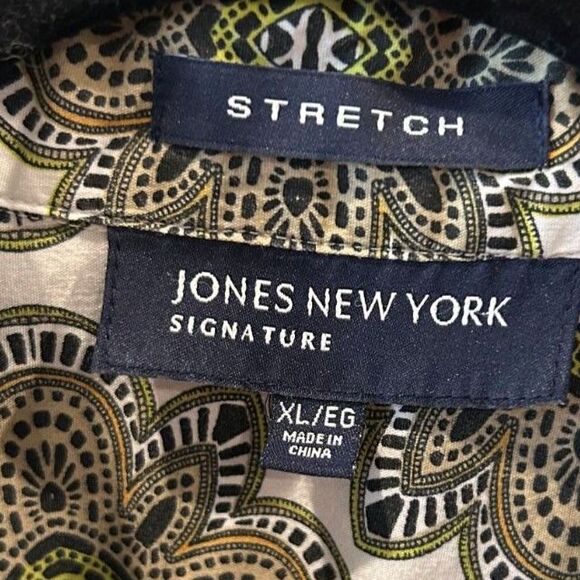 Jones New York Bold Patterned Stretch Blouse - Size XL - EUC - Picture 4 of 4